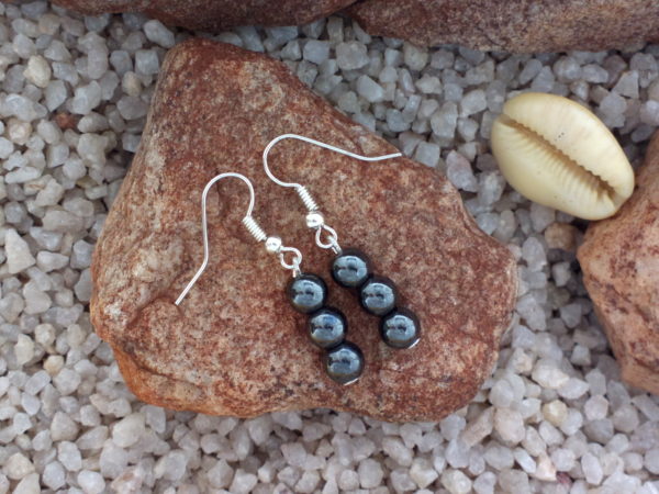 Dangle earrings with Hematite Beads