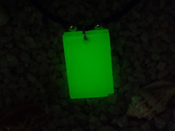 Rectangle Pendant – Green Glow in the Dark