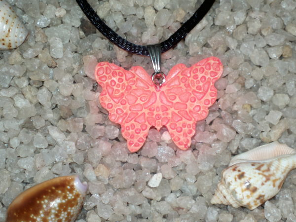 Butterfly Pendant – Pink Glow in the Dark