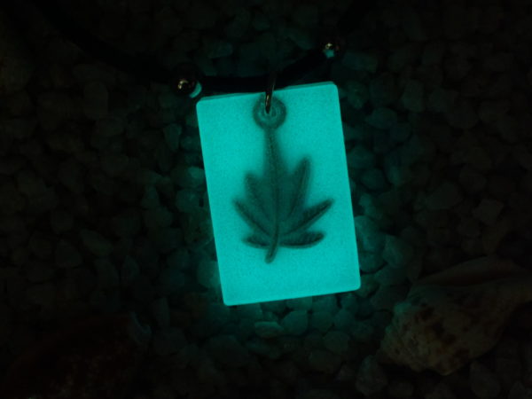 Rectangle Pendant – Blue Glow in the Dark with leaf charm inlay