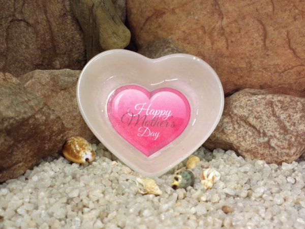 Heart Trinket Bowl – Red pearl and Mother’s day heart